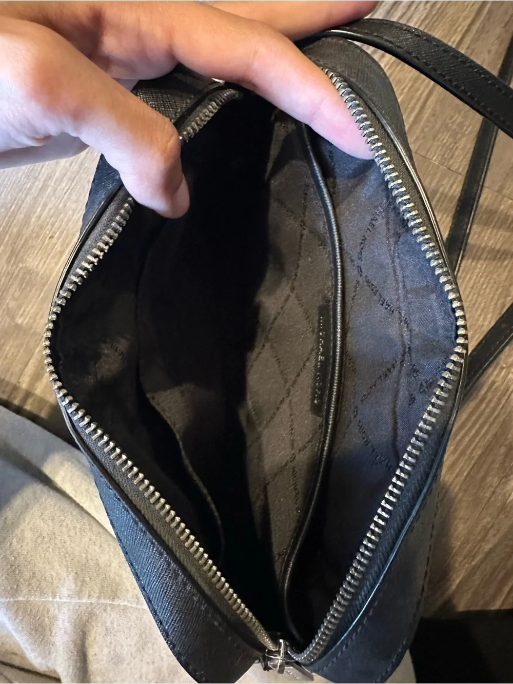 MICHAEL KORS Black Leather Crossbody with Chain Accent